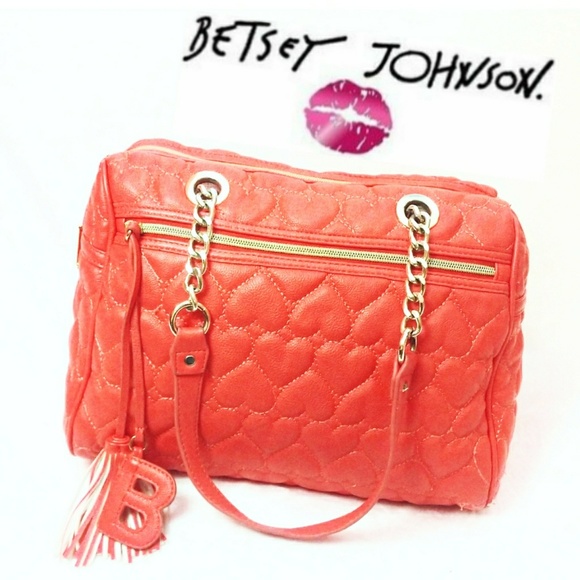 Betsey Johnson Handbags - Betsey Johnson Coral Peach Heart Quilted Tote Bag